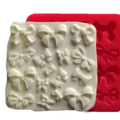 Силиконов калъп "Мини панделки - 16 елемента"