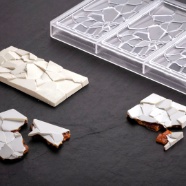 Поликарбонатна форма "Crush"