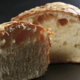 Книга "True Bread" - by Joaquín Llarás