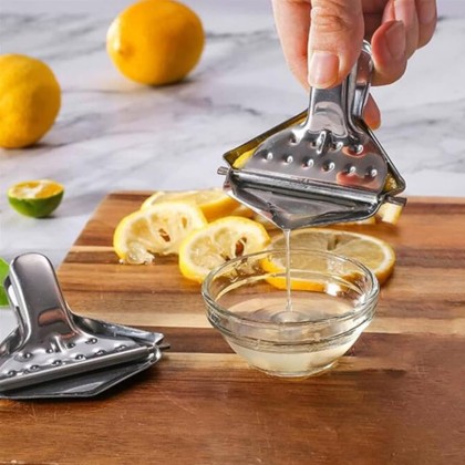 Ръчна преса за лимон