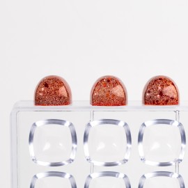 Поликарбонатна форма "Aurora" от Kirsten Tibballs