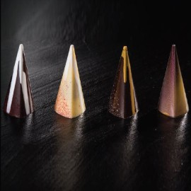 Поликарбонатна форма бонбон "Пирамида"