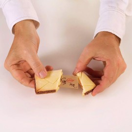 Комплект кутер за курабии със скрито писмо "SURPRISE"