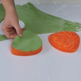 Комплект кутер с 2 броя щампи листа