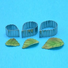 Комплект метални кутери "Къдраво листо от роза" - 3 елемента