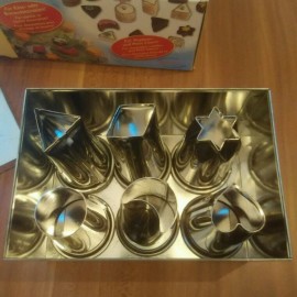 Комплект за пралини